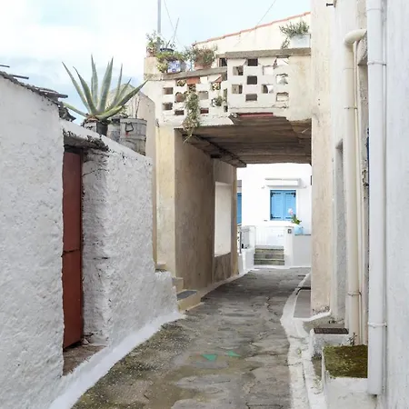 Petit Sunset * Ioulis